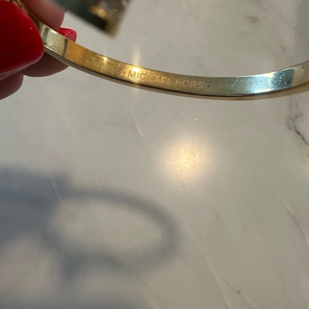 Michael Kors Tortoise and Gold Lock with Diamonds Bracelet - Picture 4 of 6